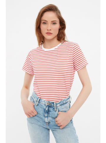 trendyol Shirt in Rot/ Weiß