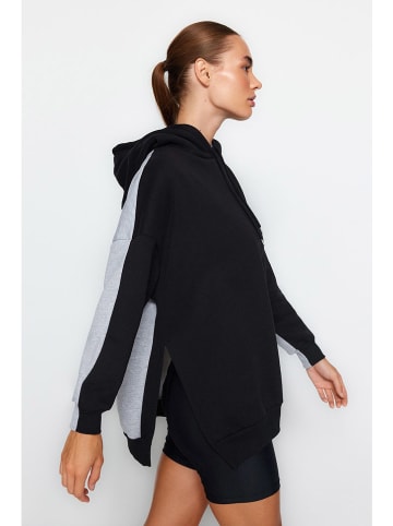 trendyol Hoodie in Schwarz/ Grau