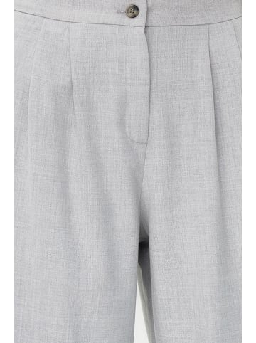 trendyol Marlenehose in Grau