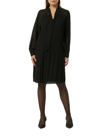 comma Kleid in Schwarz