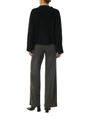 comma Pullover in Schwarz