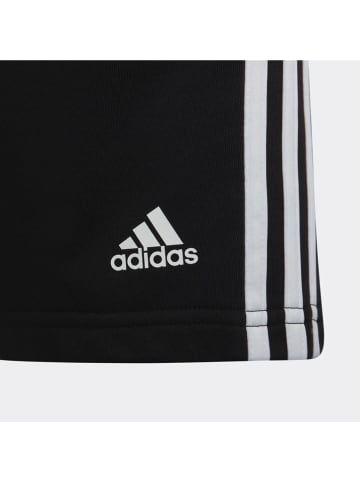 adidas Sweatshorts in Schwarz