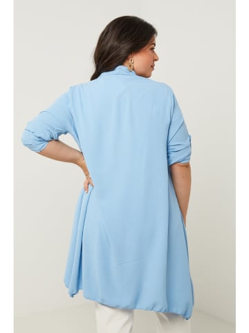 Curvy Lady Cardigan in Hellblau