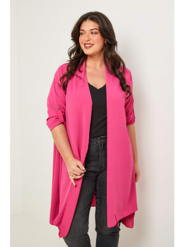 Curvy Lady Cardigan in Fuchsia