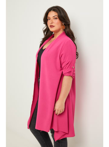 Curvy Lady Cardigan in Fuchsia