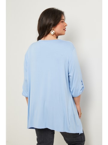 Curvy Lady Blouse lichtblauw