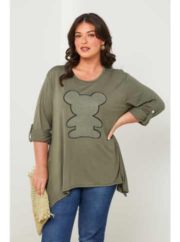 Curvy Lady Bluse in Khaki