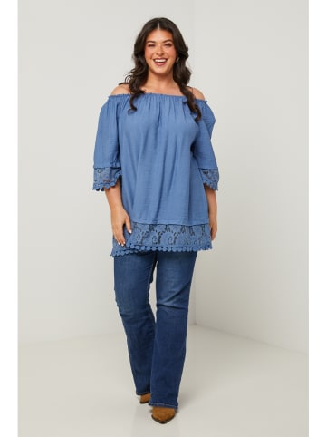 Curvy Lady Bluse in Blau
