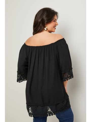 Curvy Lady Bluse in Schwarz