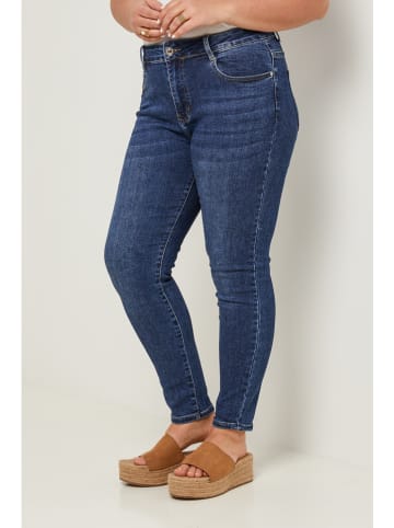 Curvy Lady Dżinsy - Slim fit - w kolorze niebieskim