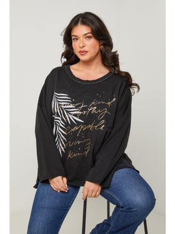Curvy Lady Longsleeve in Schwarz