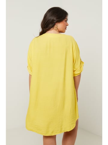 Curvy Lady Jurk geel