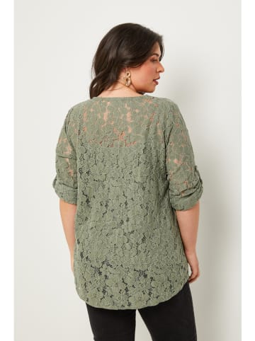 Curvy Lady Bluse in Khaki