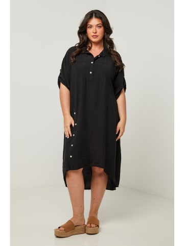 Curvy Lady Kleid in Schwarz