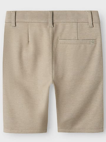 name it Shorts in Beige