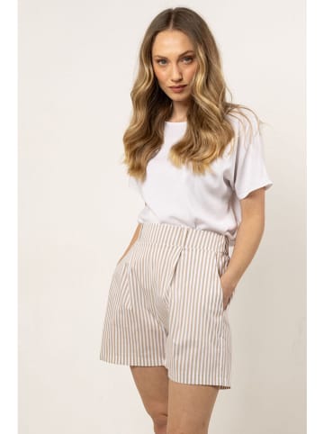 Awama Shorts in Beige/Weiss