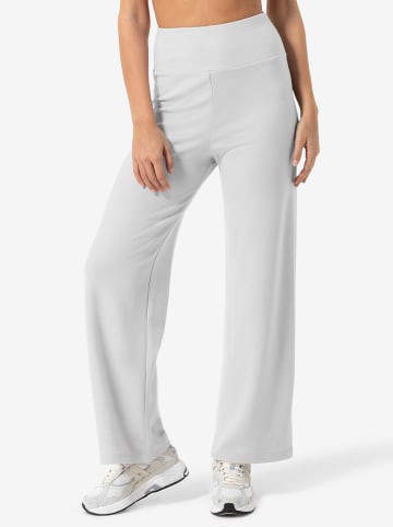 super.natural Trainingshose "Comfy" in Weiß