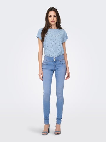 ONLY Shirt in Hellblau