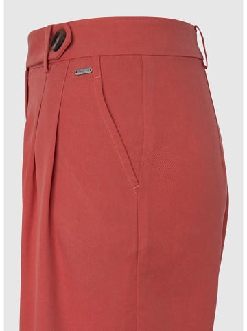 Pepe Jeans Spodnie garniturowe "Berila" w kolorze ceglanym