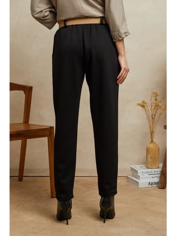 Plume Hose "Lavi" in Schwarz