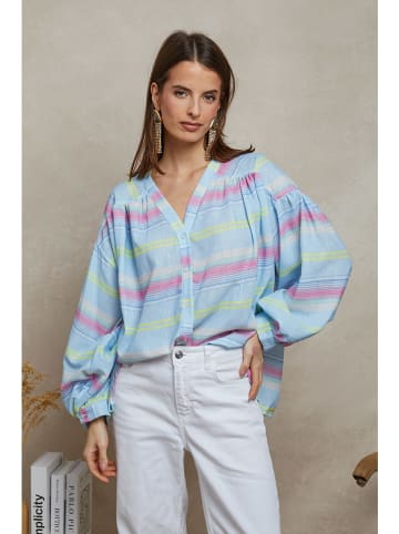 Plume Blouse "Phoenix" lichtblauw