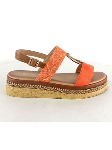 Sixth Sens Keilsandaletten in Orange
