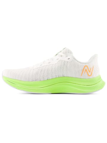 New Balance Buty "FuelCell Rebel v4" w kolorze biało-zielonym do biegania