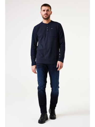 Garcia Longsleeve in Dunkelblau