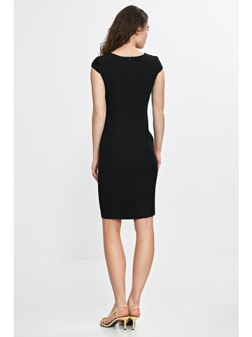 Nife Kleid in Schwarz