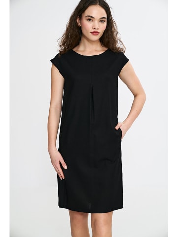 Nife Kleid in Schwarz