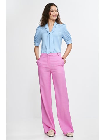 Nife Hose in Rosa