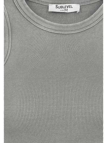 Sublevel Top in Grau