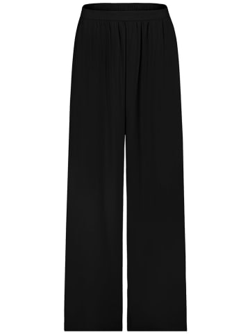 Sublevel Hose in Schwarz
