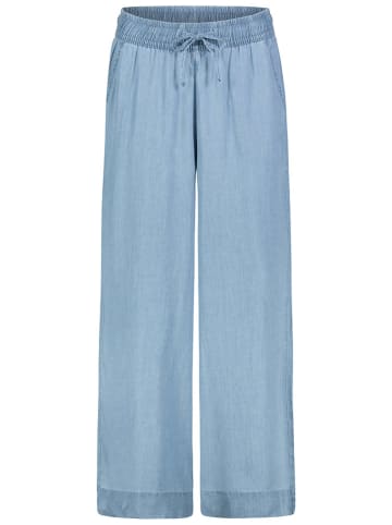 Sublevel Hose in Hellblau