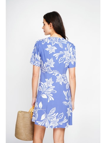 ASSUILI Kleid in Weiß/ Hellblau
