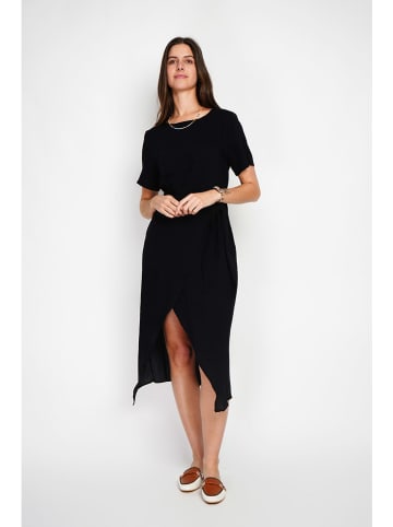 ASSUILI Kleid in Schwarz
