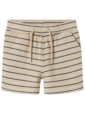 name it Shorts "Fully" in Beige