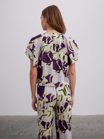 BGN Bluse in Lila/ Creme