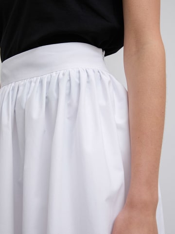 BGN Rok wit