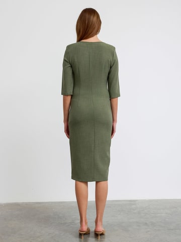 BGN Kleid in Dunkelgrün