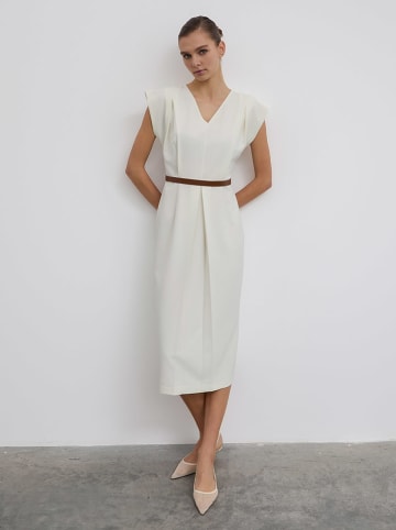 BGN Kleid in Creme