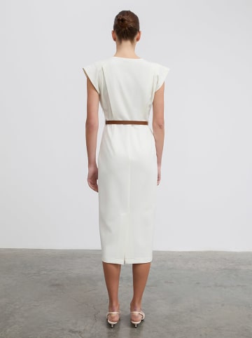 BGN Kleid in Creme