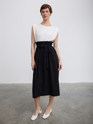 BGN Kleid in Schwarz/ Weiß