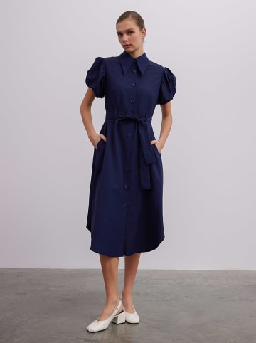 BGN Kleid in Dunkelblau
