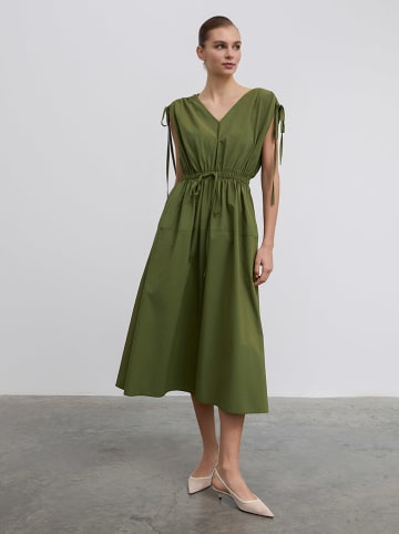 BGN Kleid in Grün