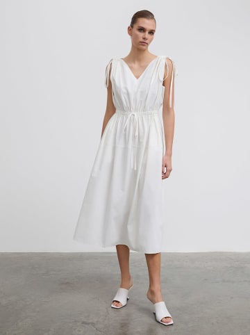 BGN Kleid in Weiß
