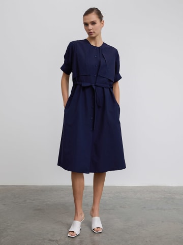 BGN Kleid in Dunkelblau