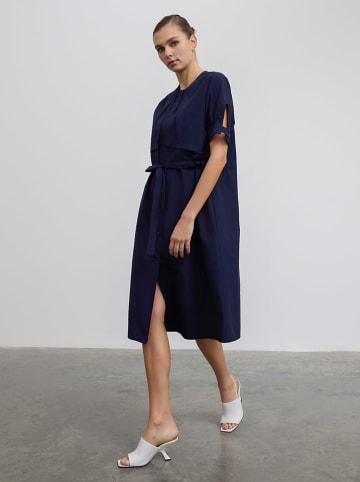 BGN Kleid in Dunkelblau