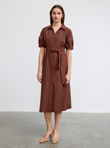 BGN Kleid in Braun