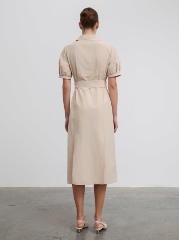 BGN Kleid in Sand